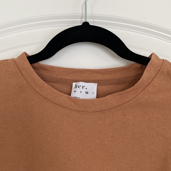 Kindly the label long sleeved top - Picture 2 of 2